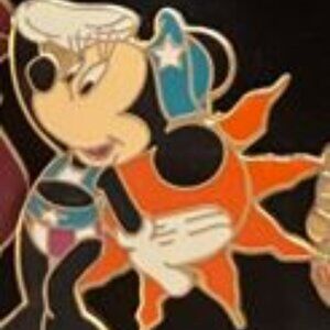 Minnie Mouse In Stars & Stripes Bathing Suit Disney Pin